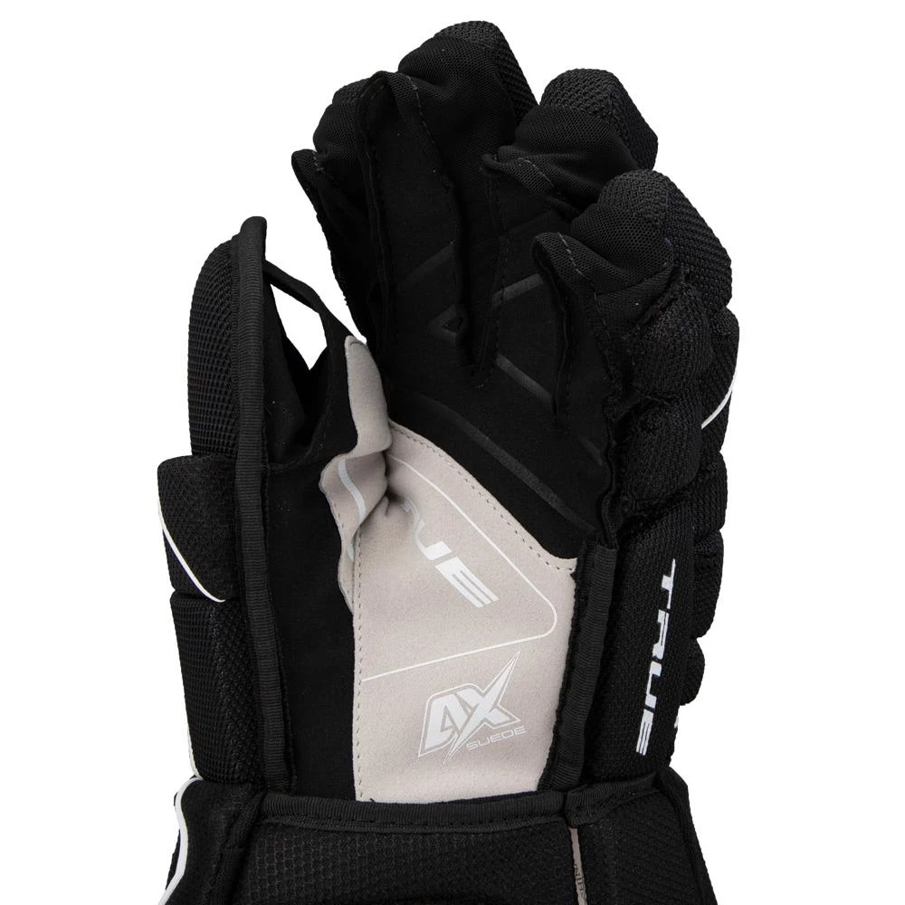 TRUE Catalyst 7X Hockey Gloves - Junior 5 TRUE Catalyst 7X Hockey Gloves - Junior - Image 3